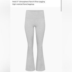 NWT Artizia TNA Hold It Flare Leggings